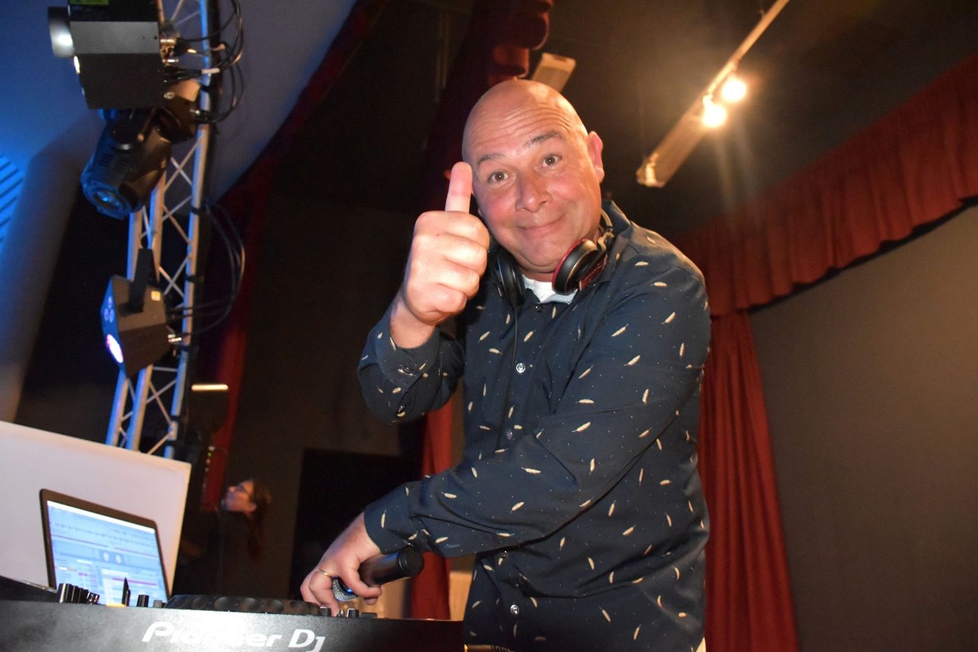 Thierry Veaud – DJ